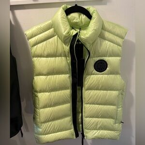 Canada Goose crofton vest in limelight